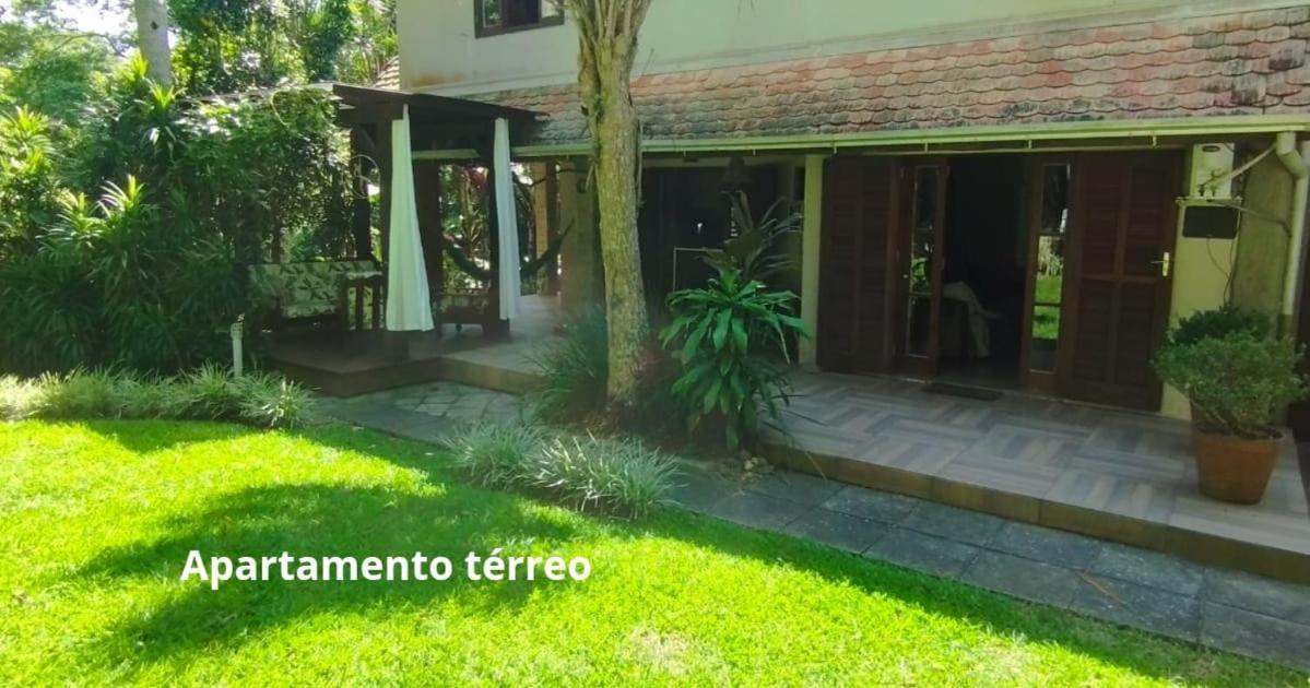 Apto Terreo Com Jardim - Do Estaleiro- Apartamento